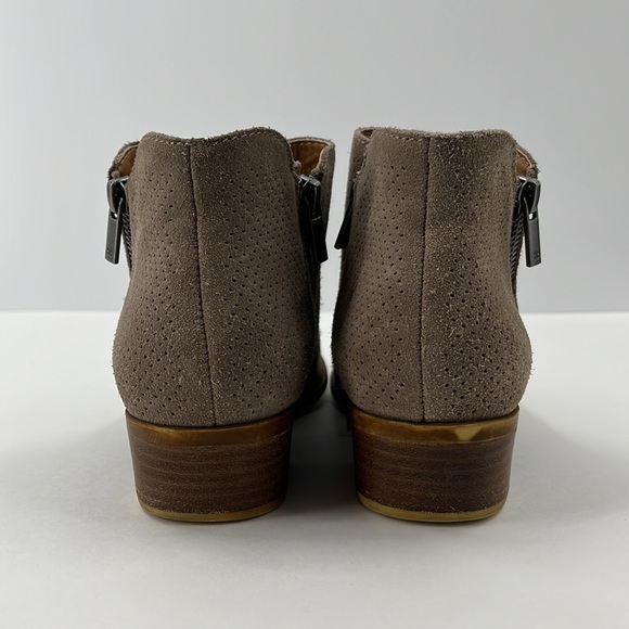 𝅺LUCKY Brand Suede Tan Perforated Laser Cut Ankle Boots Leather Size 7.5 - Picture 4 of 8